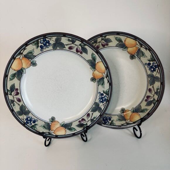 Mikasa Garden Harvest 2 Salad Plates Intaglio, Fruit & Leaves On Rim, Cream VTG - Picture 6 of 11